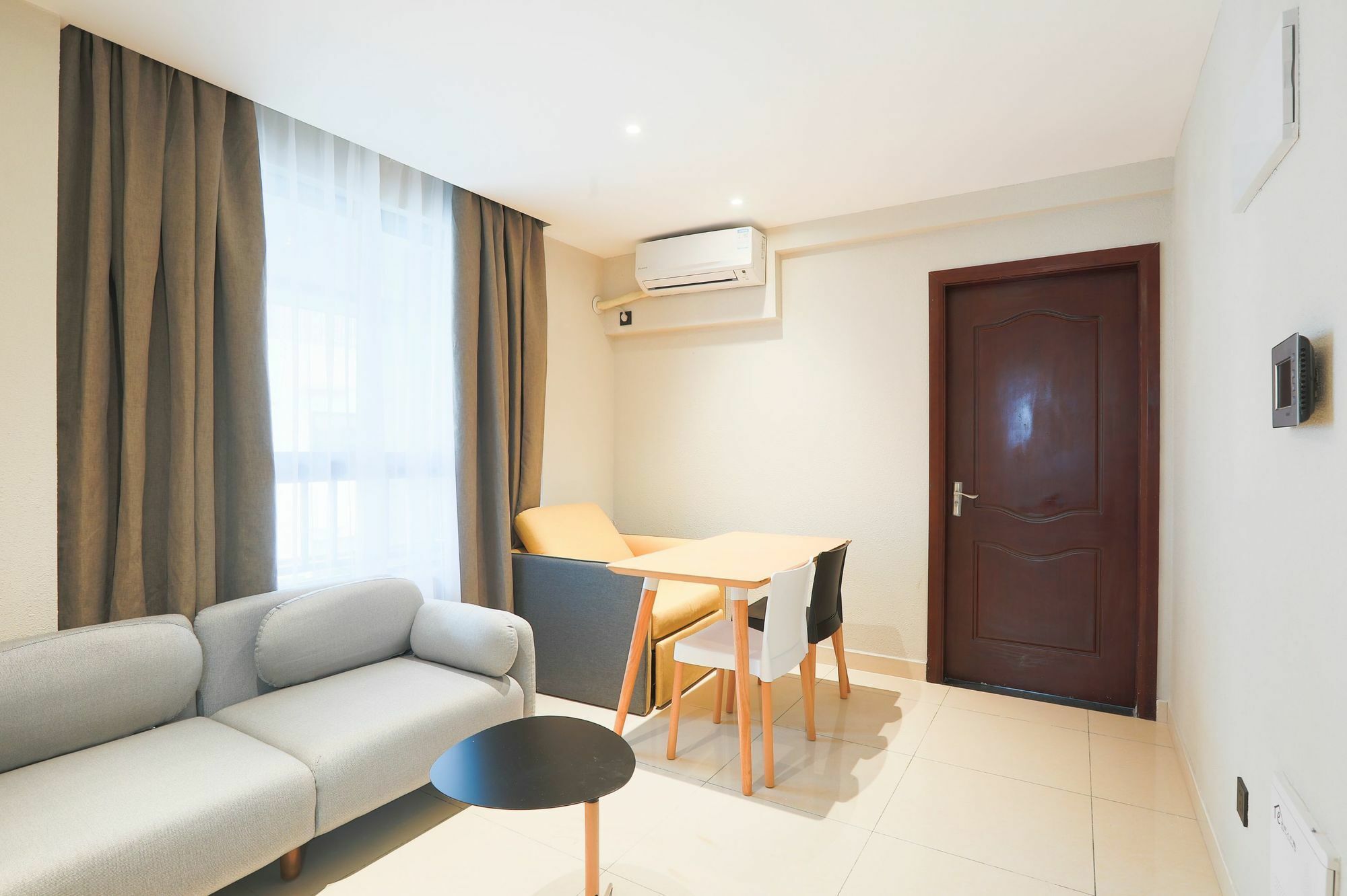 Cheng Jia Service Qi Bao Hua Lin Road Apartemen *