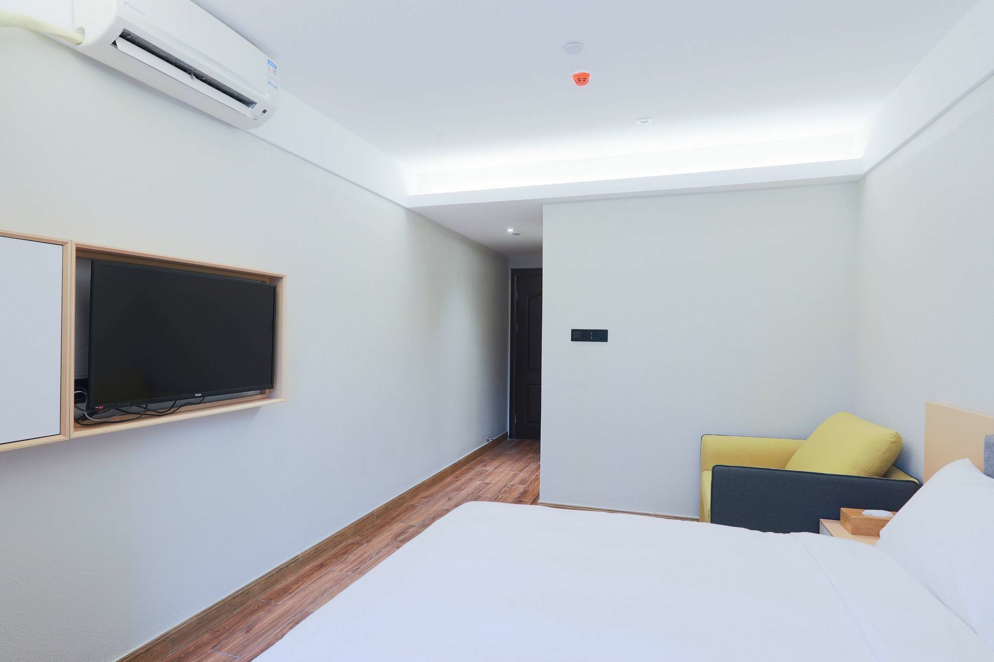 Cheng Jia Service Qi Bao Hua Lin Road Shanghai